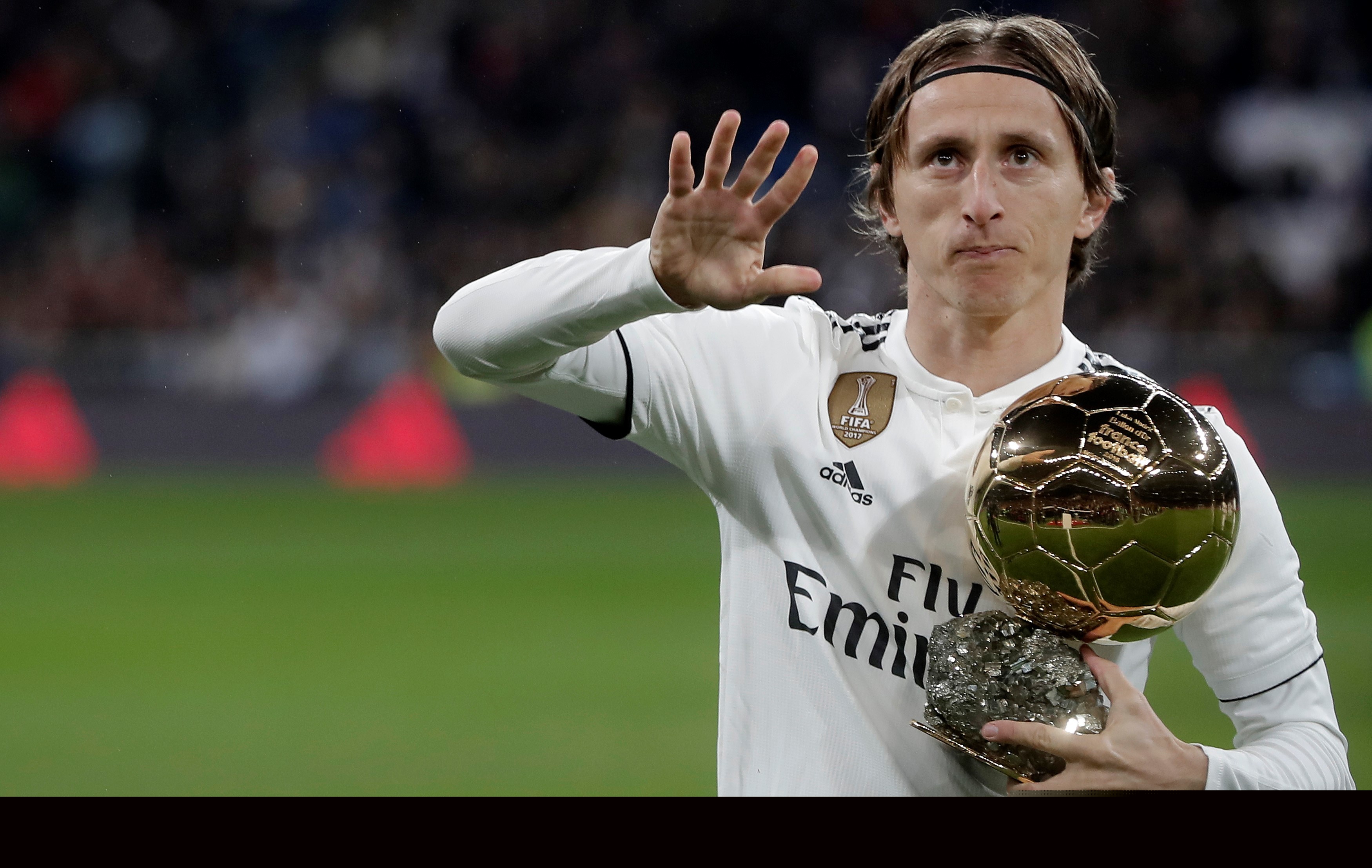 历史第三年轻！申京达成又一里程碑，仅次于詹姆斯&字母哥