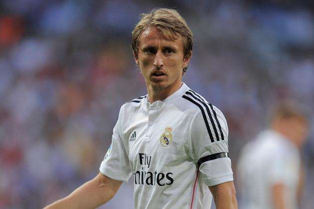 卡拉格：维尔茨倒地够不上点球，但国米球员拉拽球衣留下把柄