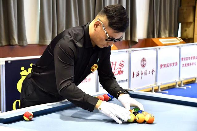 紧逼上海关 紧逼上海关