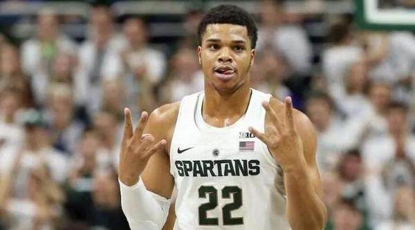 中扮演了重 中扮演了重